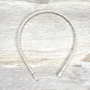 SALE Classic Coquette Simple Pearl Headband